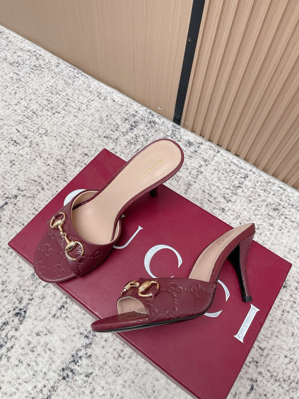 GUCCI 26S HIGH-HEEL SANDALS 85 MM IN DARK RED CALFSKIN