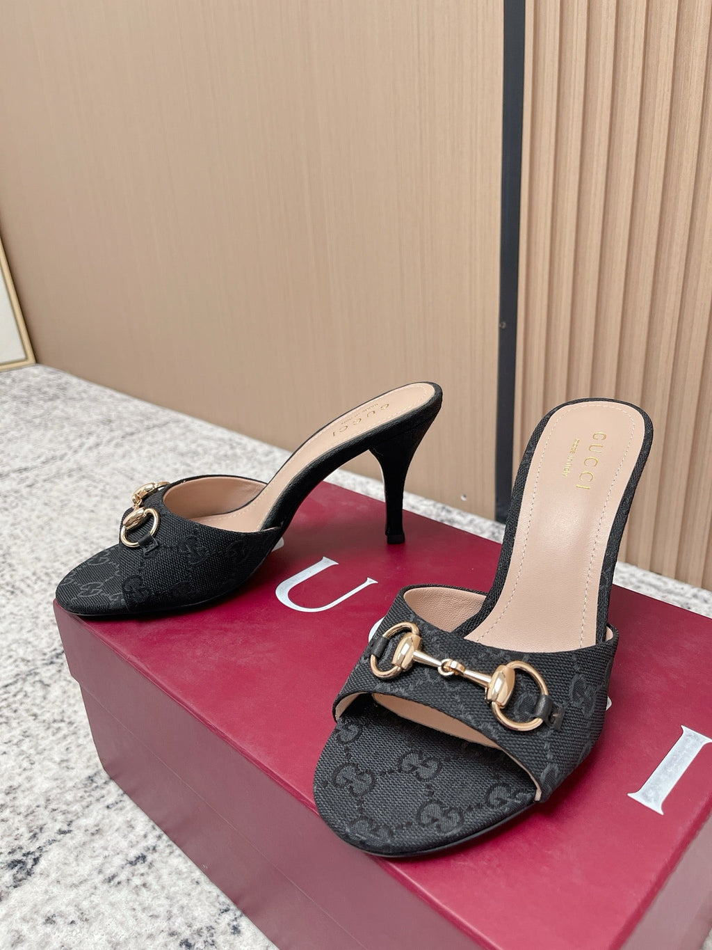 GUCCI 26S HIGH-HEEL SANDALS 85 MM IN BLACK CANVAS