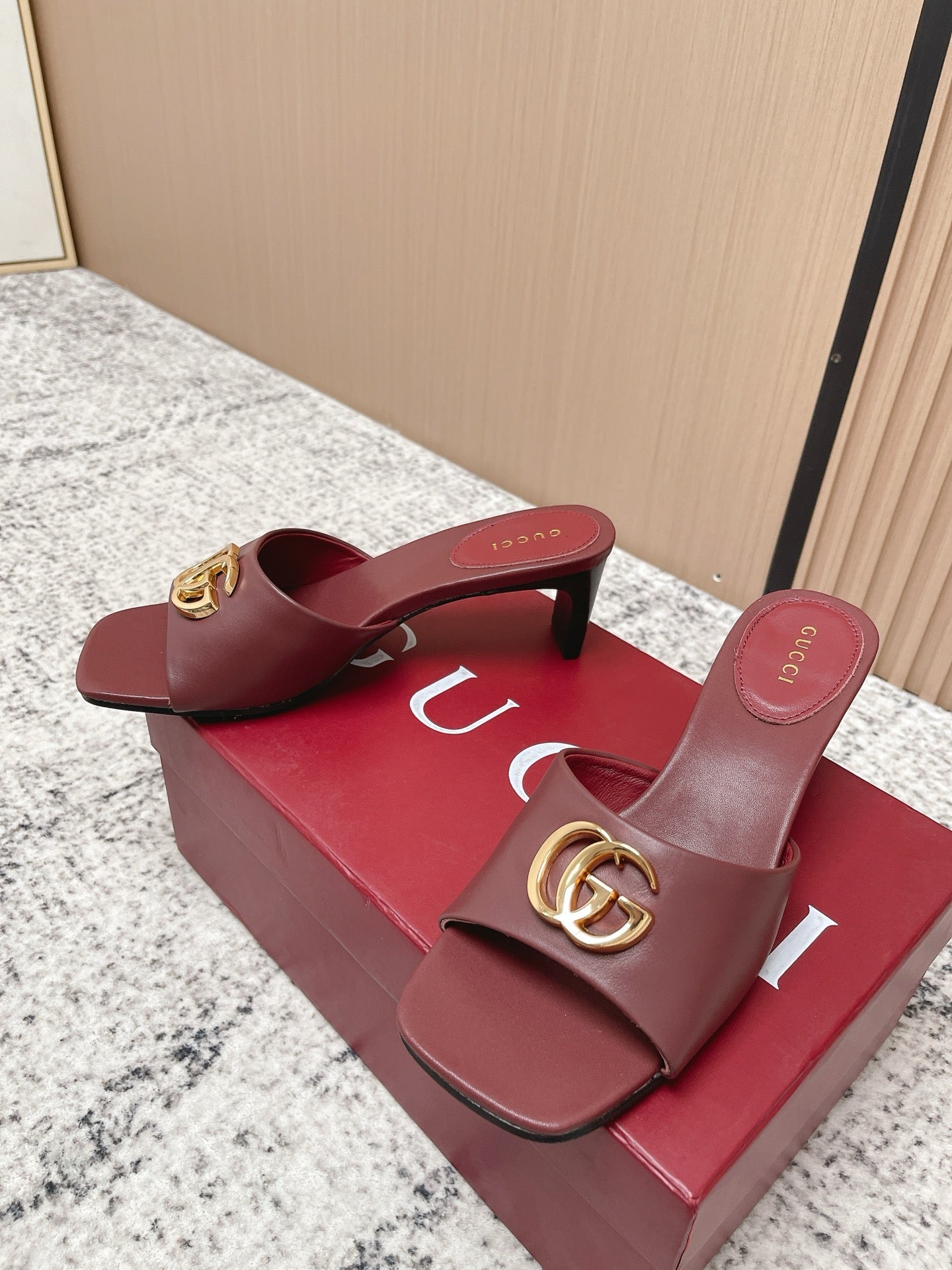 GUCCI 26S GG LOGO HIGH-HEEL MULES IN DARK RED CALFSKIN