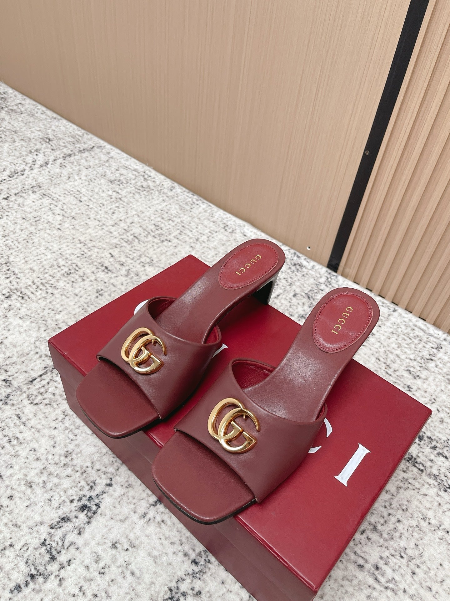 GUCCI 26S GG LOGO HIGH-HEEL MULES IN DARK RED CALFSKIN