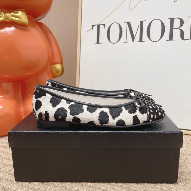 CHANEL 26S BALLET FLATS IN WHITE MIX BLACK LEOPARD PRINT PONY HAIR