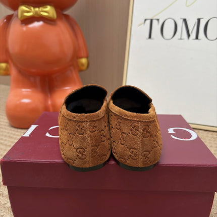 GUCCI 26S LOAFERS IN OFF WHITE GG EMBOSSED SUEDE