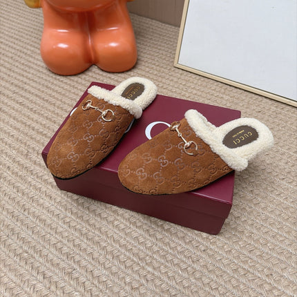 GUCCI 26S SHEARLING-LINED MULES IN BROWN SUEDE