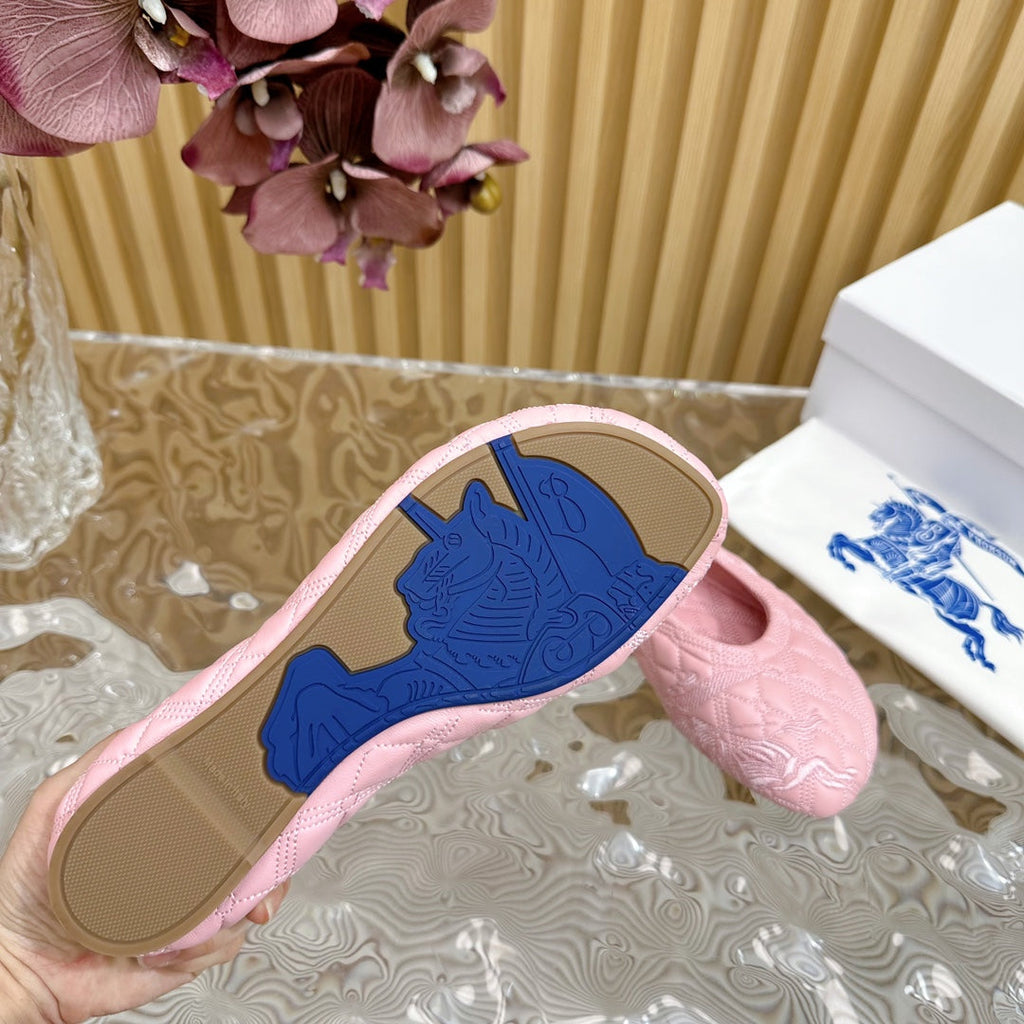 BURBERRY 26S QUILTED BALLET FLATS IN PINK LAMBSKIN