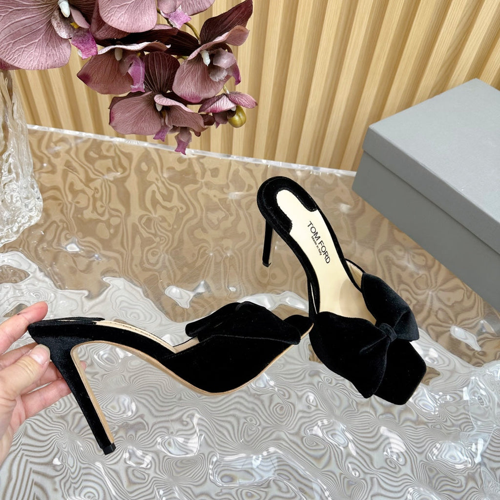 HIGH HEEL 10 MULE IN BLACK VELVET WITH BOW