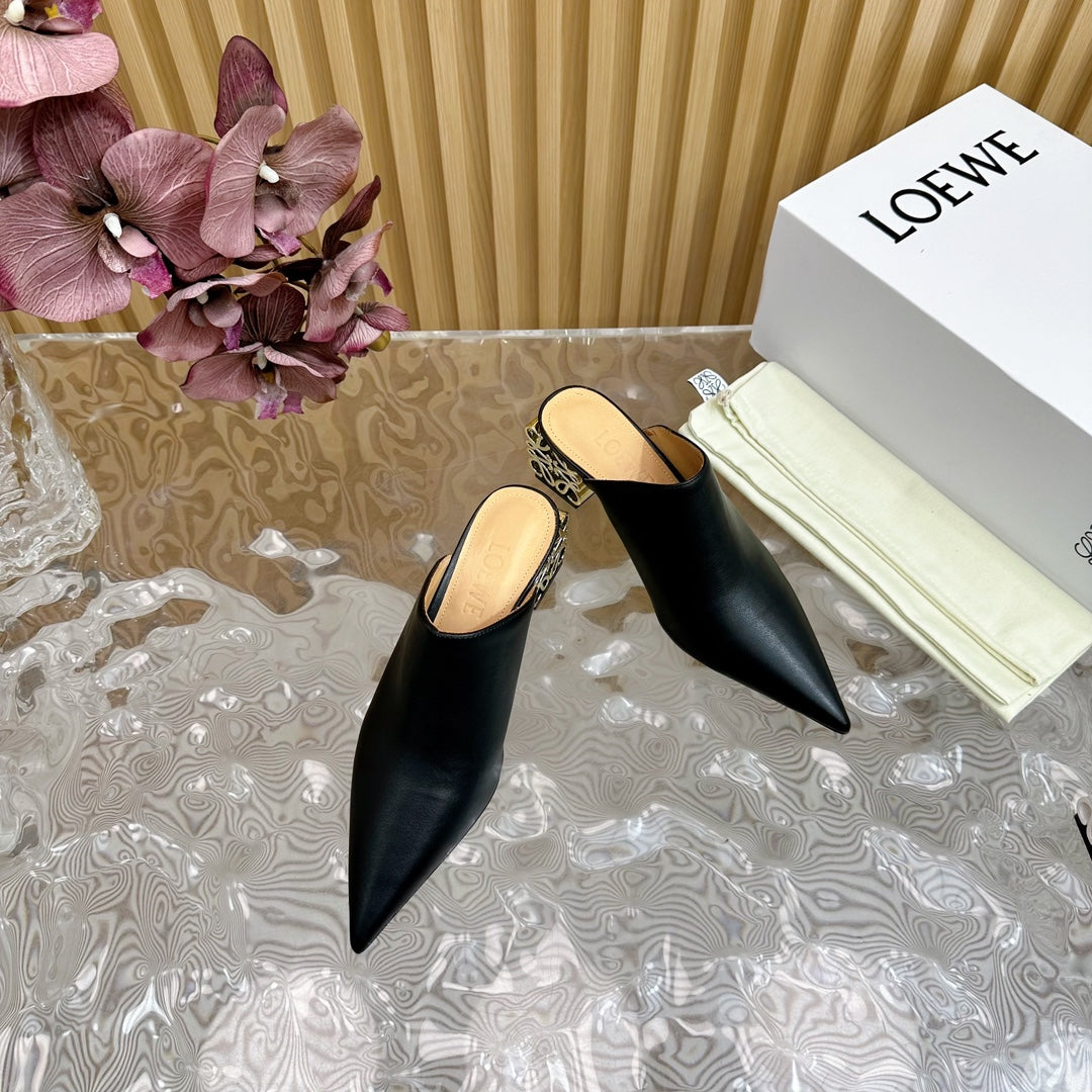 LOEWE 26S POINTED MULE PUMPS 45MM IN BLACK CALFSKIN WITH ANAGRAM HEEL