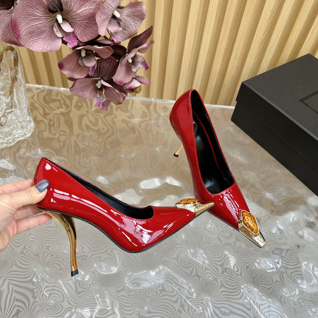 ORANGE GEM-STUDDED HIGH PUMPS IN RED PATENT CALFSKIN