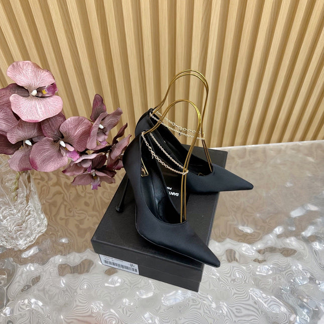 RÉGINE PUMPS IN BLACK SATIN GOLD CHAIN