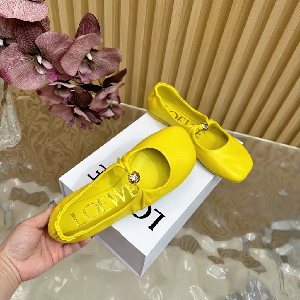 LOEWE 26S BALLET FLATS IN YELLOW CALFSKIN