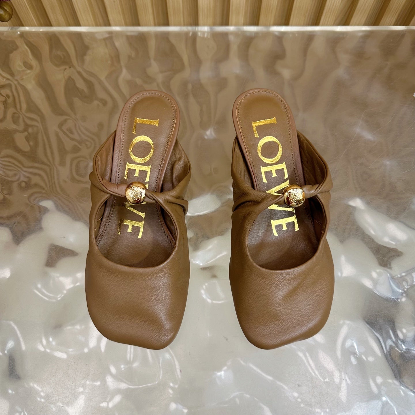 LOEWE 26S PEBBLE SOFT MULE IN BROWN LAMBSKIN GOLD HARDWARE