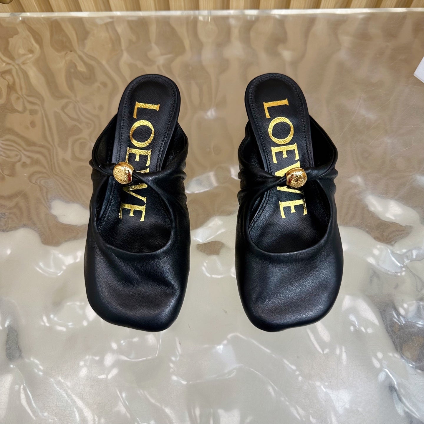 LOEWE 26S PEBBLE SOFT MULE IN BLACK LAMBSKIN GOLD HARDWARE