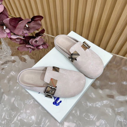 BURBERRY 26S BUCKLE MULES IN LIGHT BEIGE SUEDE