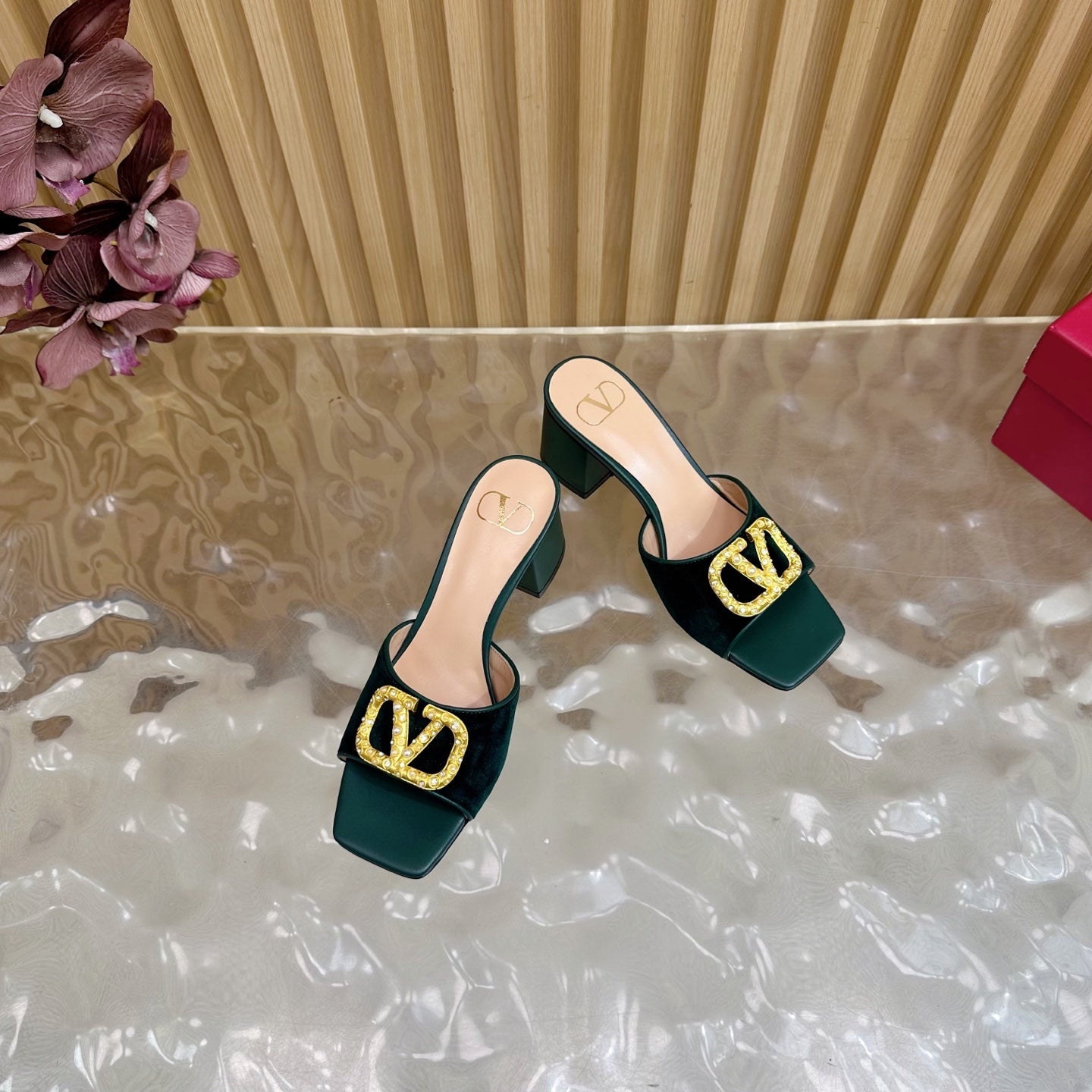 VALENTINO 25S HIGH-HEEL MULES 60 MM IN DARK GREEN VELVET AND CALFSKIN WITH GOLD HARDWARE