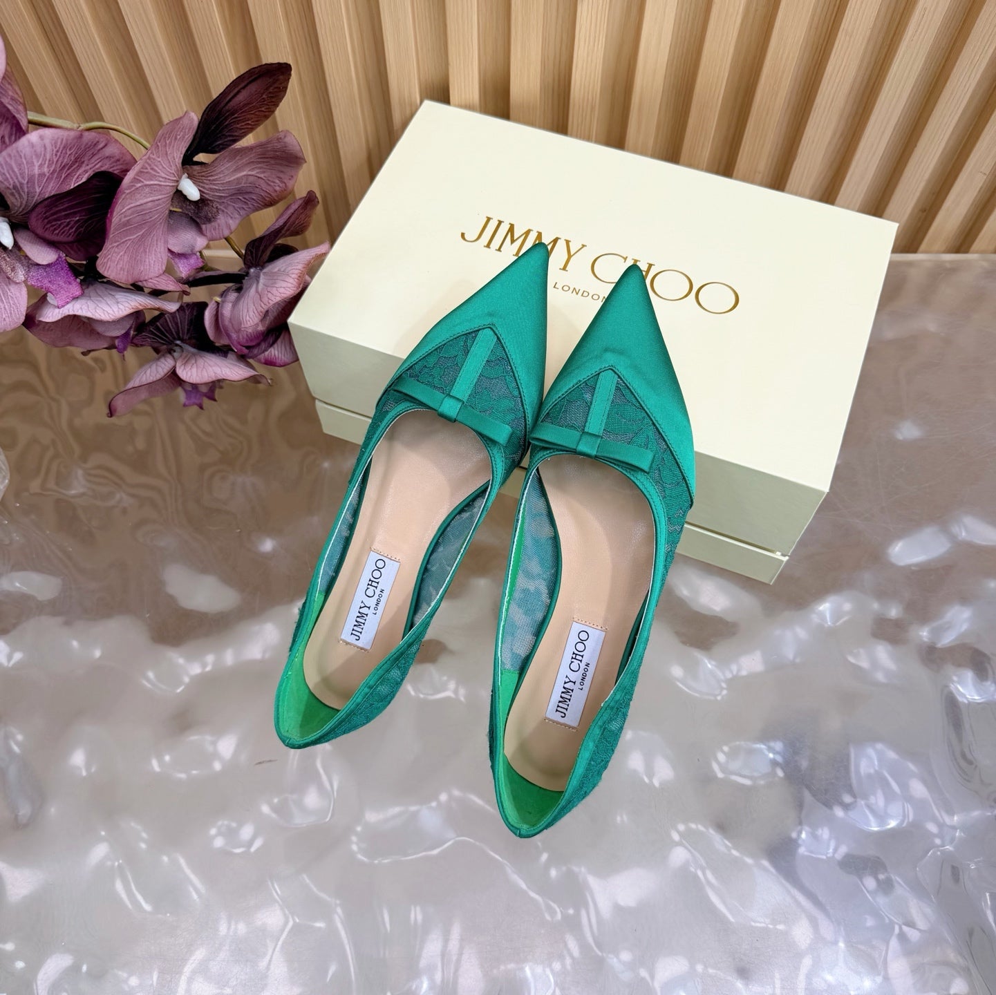 JIMMY CHOO 26S FLATS IN GREEN LACE AND SATIN