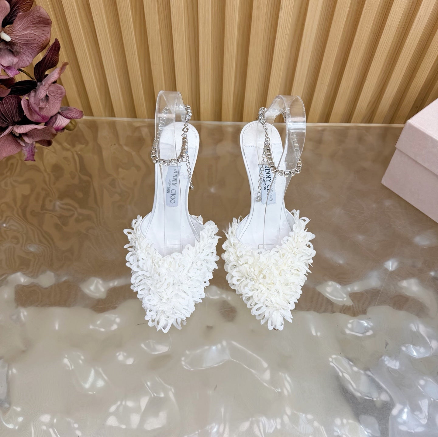 JIMMY CHOO 26S HIGH HEELS 100 MM IN WHITE FABRIC AND LAMBSKIN CRYSTAL STRAPS