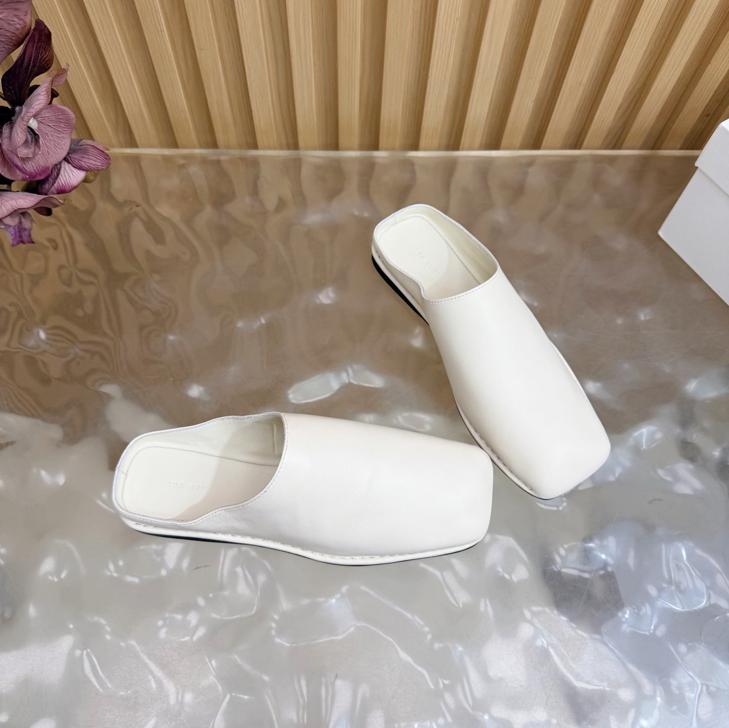 THE ROW 26S SQUARE TOE MULE FLATS IN IVORY WHITE CALFSKIN