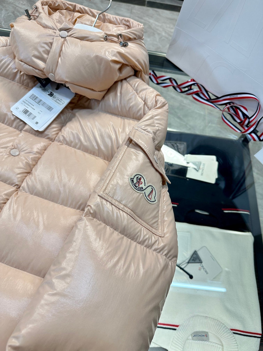 MONCLER 25S JACKET IN LIGHT PINK 027