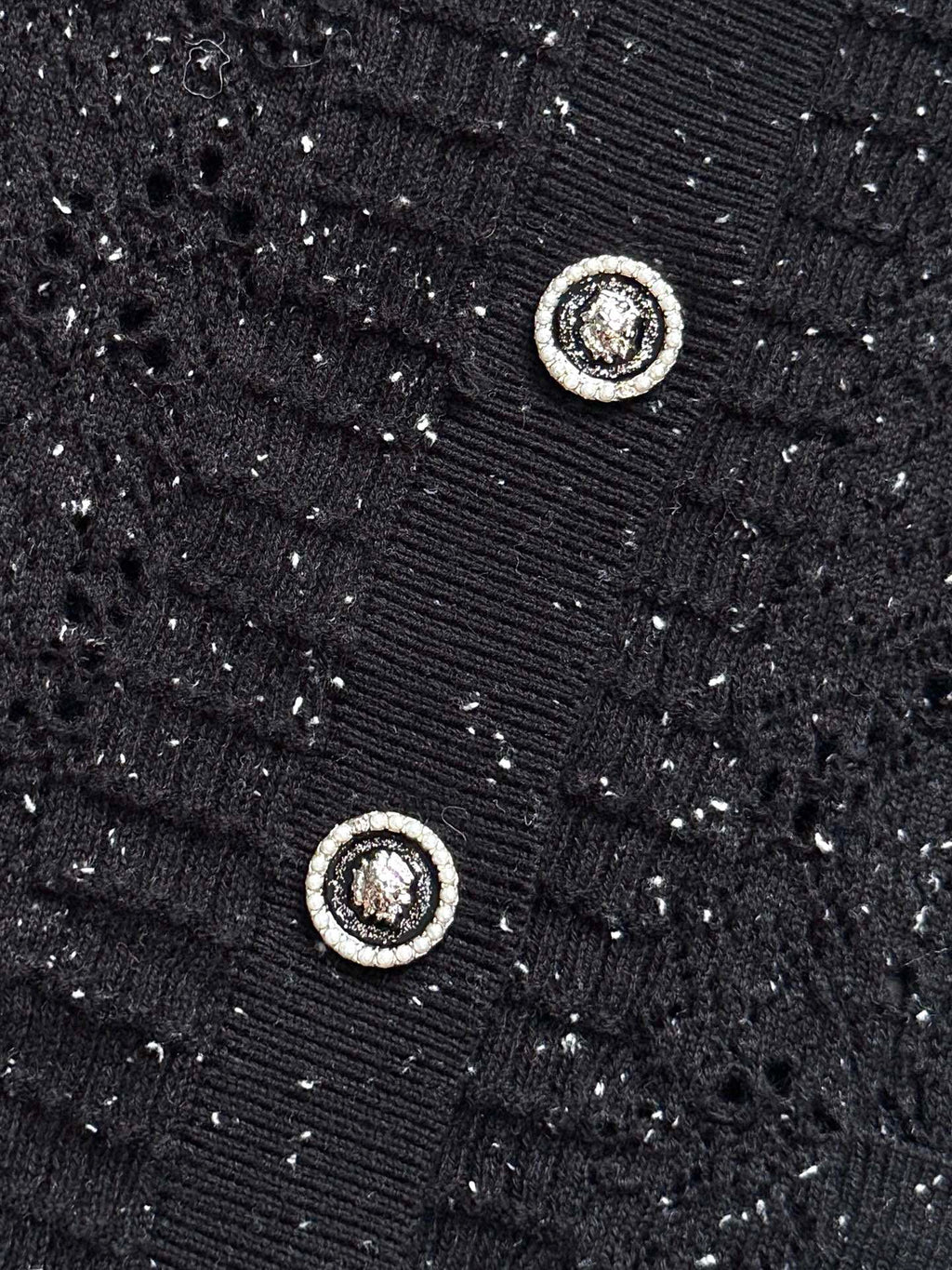 CHANEL SWEATER STYLE 82
