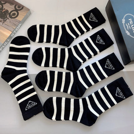 PRADA 26S CREW SOCKS 549153 (1 BOX)