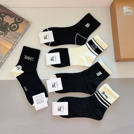 BURBERRY 26S ANKLE SOCKS 421049 (1 BOX)