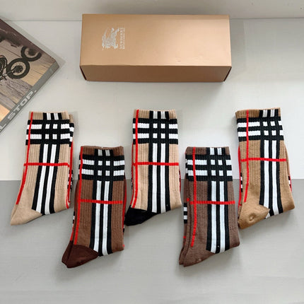BURBERRY 26S CREW SOCKS 408690 (1 BOX)