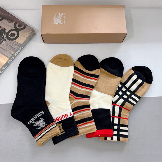 BURBERRY 26S ANKLE SOCKS 421017 (1 BOX)