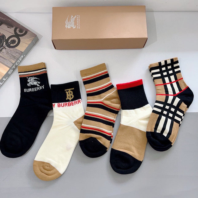 BURBERRY 26S ANKLE SOCKS 421017 (1 BOX)