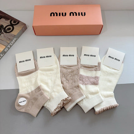 MIUMIU 26S ANKLE SOCKS 410338 (1 BOX)