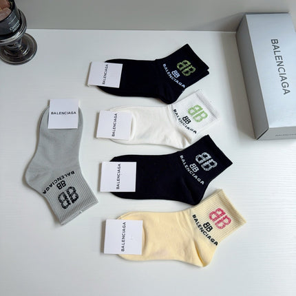 BALENCIAGA 26S ANKLE SOCKS 413898 (1 BOX)