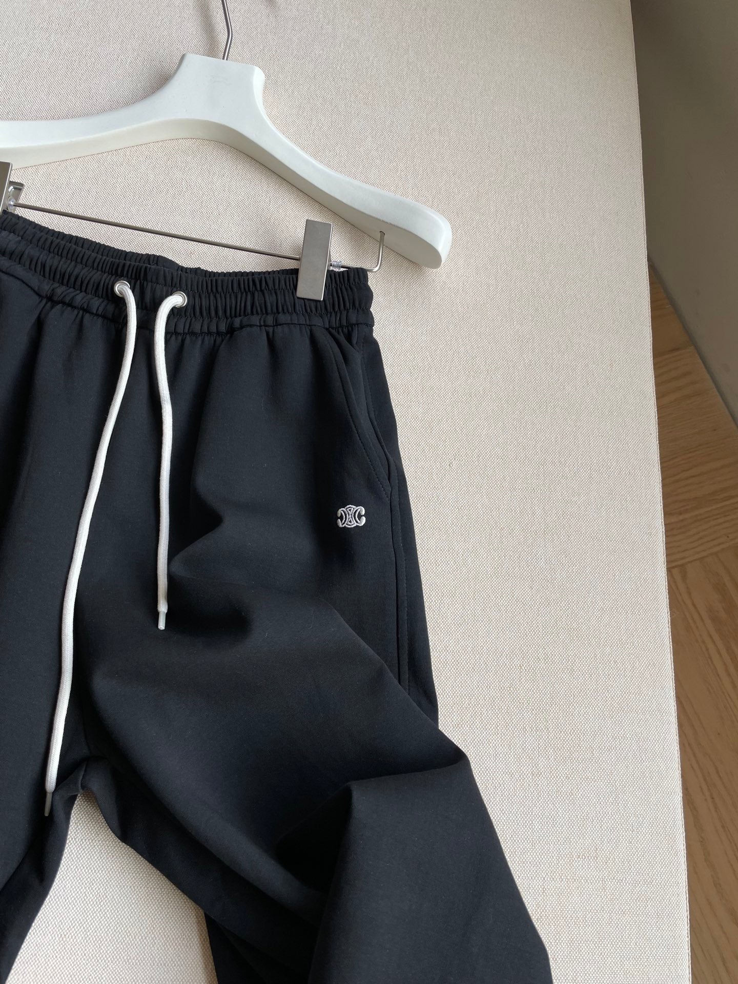 CELINE 26S HIGH-WAIST WIDE-LEG PANTS 437