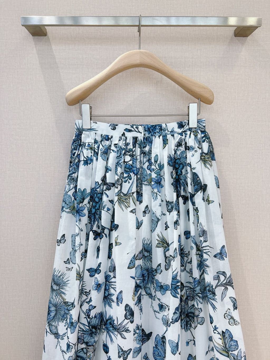 DIOR 26S KNEE-LENGTH SKIRT 1102