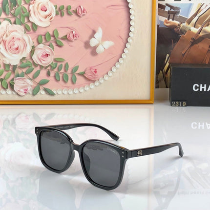 CHANEL 26S SQUARE-FRAME SUNGLASSES IN BLACK ACETATE 408396
