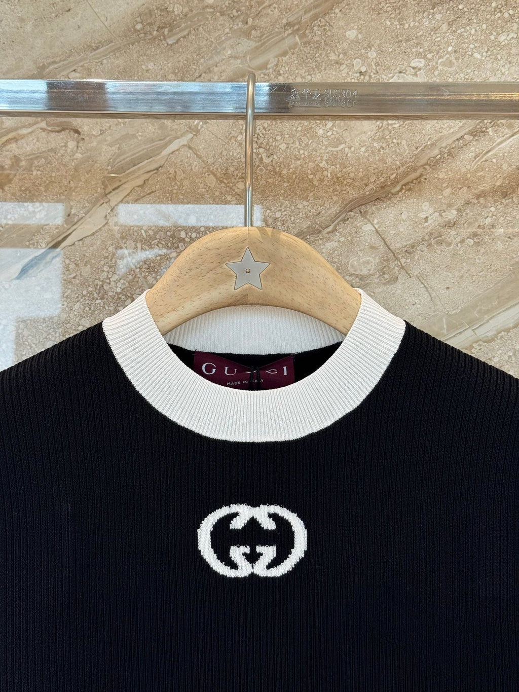 GUCCI 26S SHORT-SLEEVE SWEATER 72
