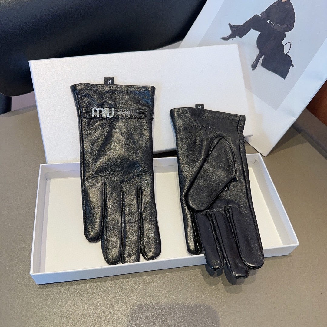 GLOVES IN BLACK SHEEPSKIN 463893