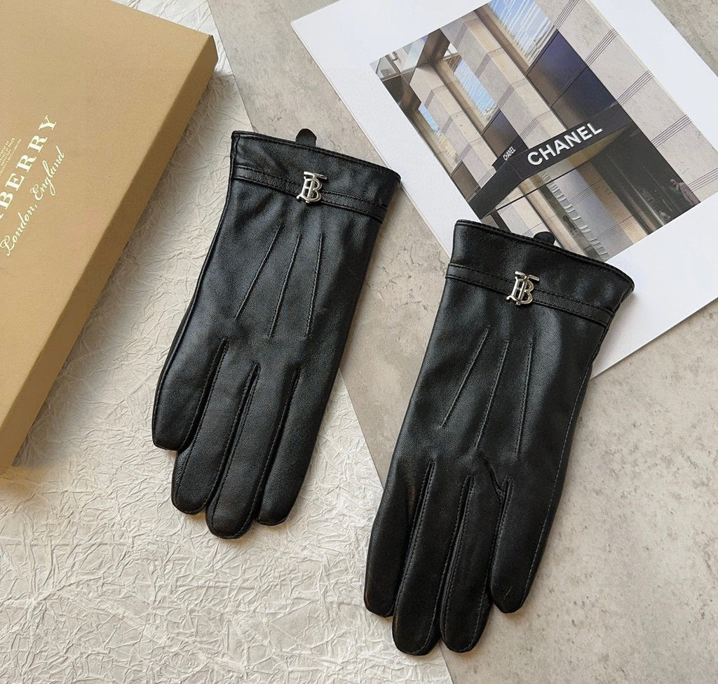 GLOVES IN BLACK LAMBSKIN 467987