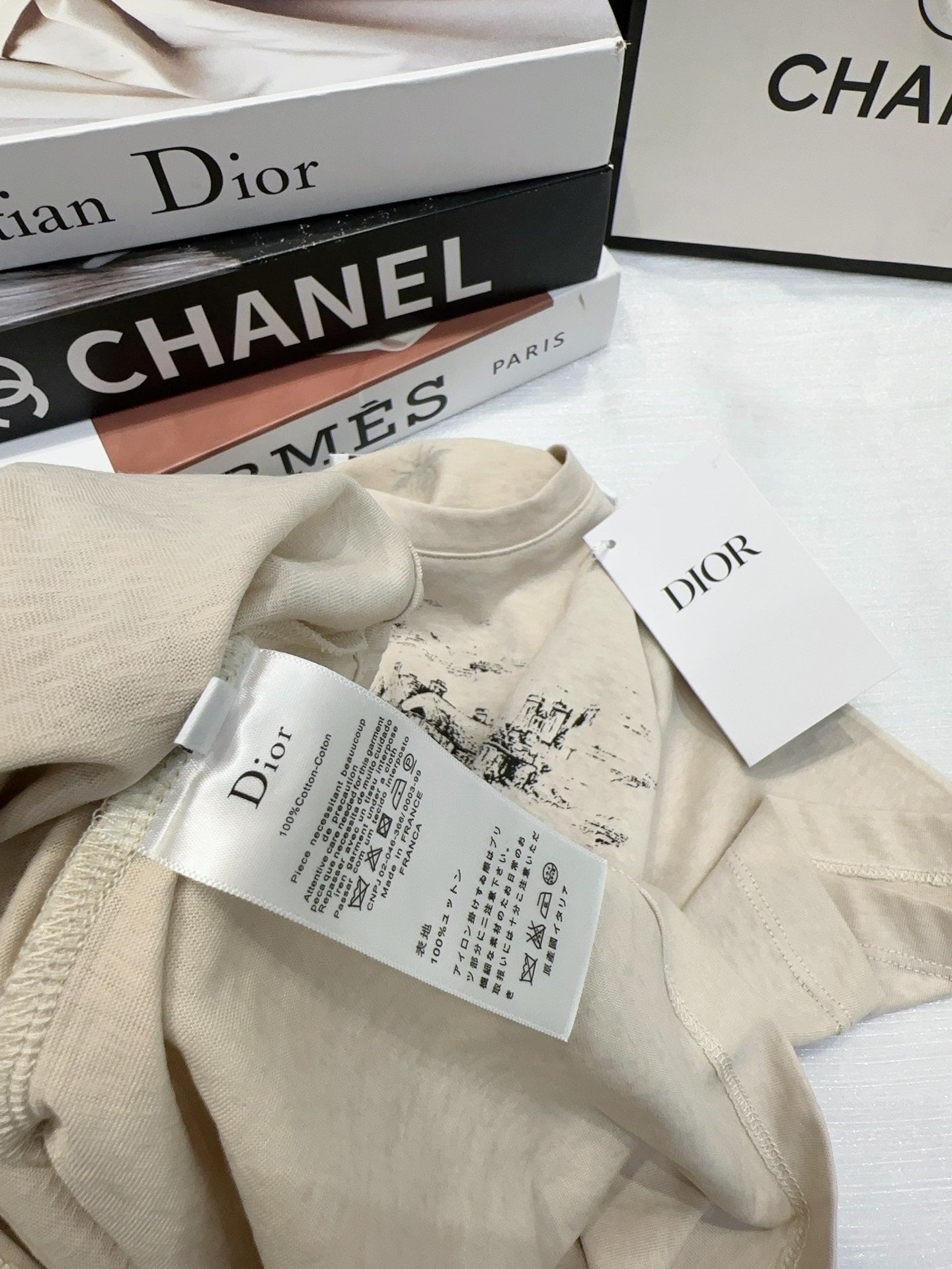 DIOR 25S T-SHIRT STYLE 196