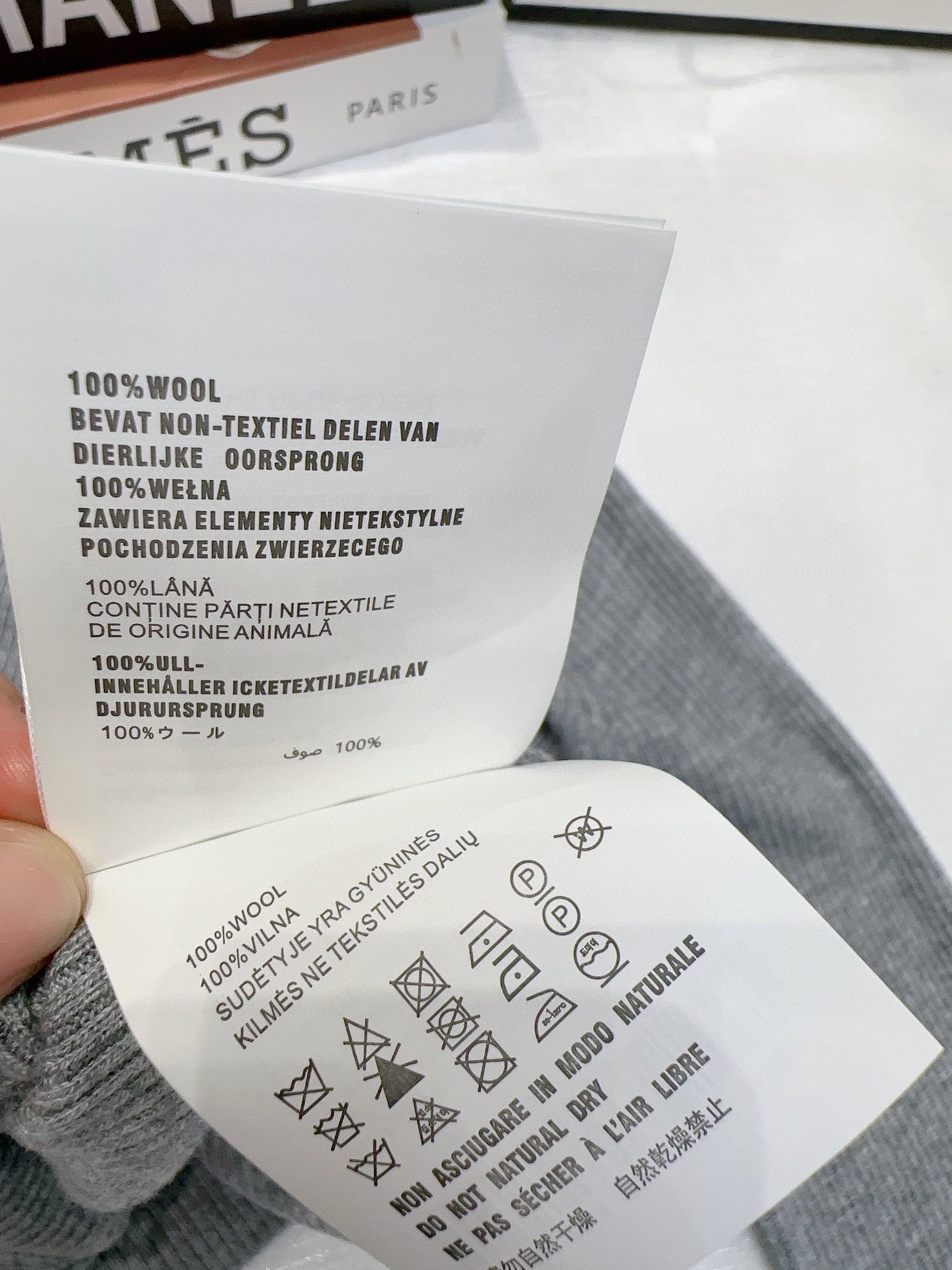 MIUMIU SWEATER STYLE 721