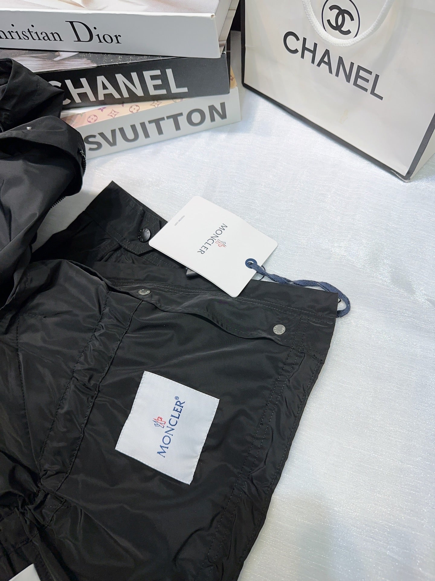 MONCLER 25S JACKET 360