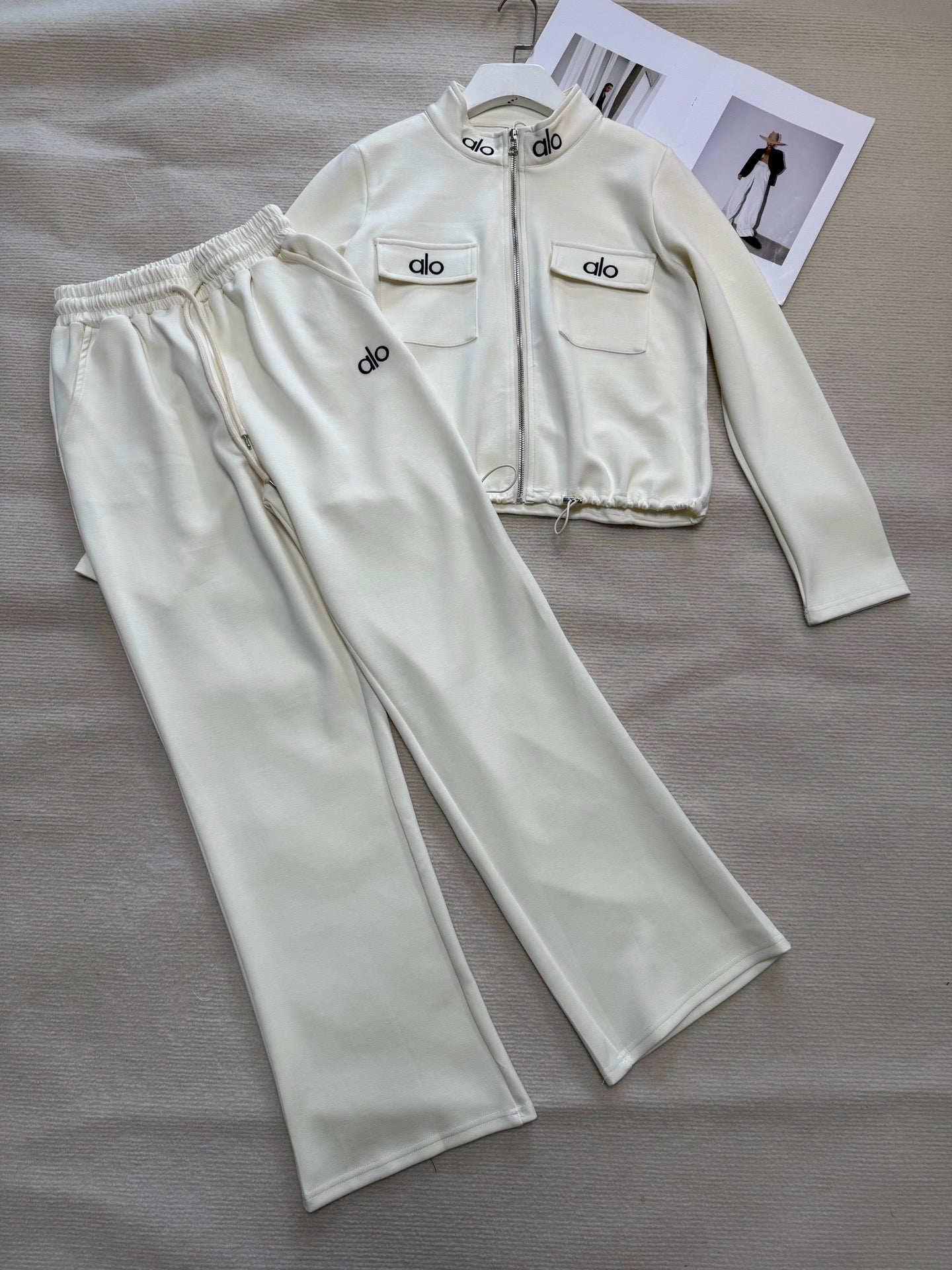 ALO SPORTSWEAR SET STYLE 37