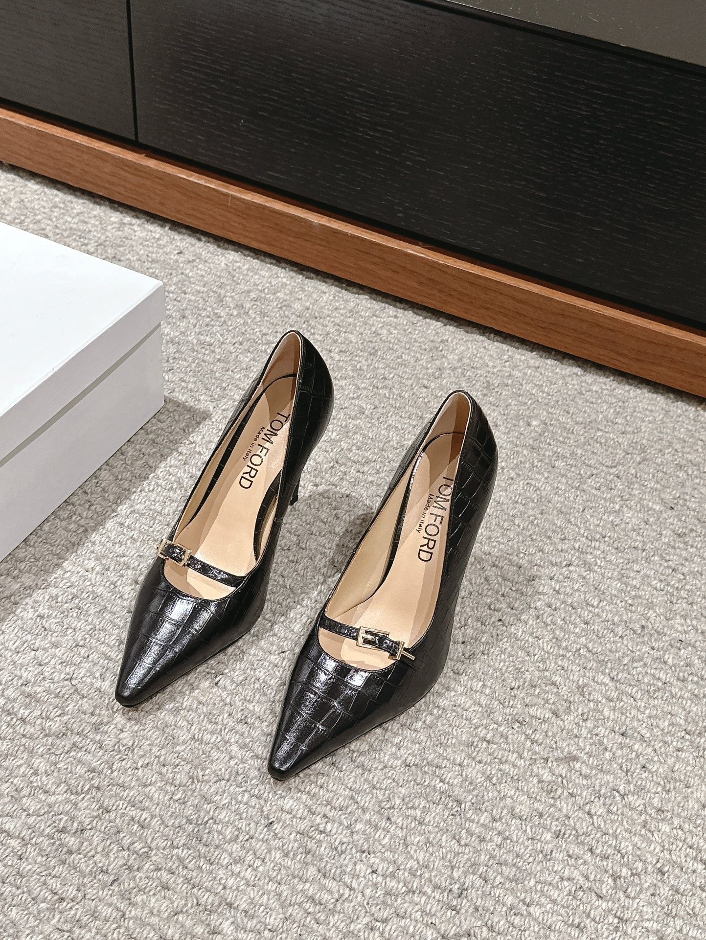 HIGH HEEL 10 CM IN BLACK CROCODILE LEATHER