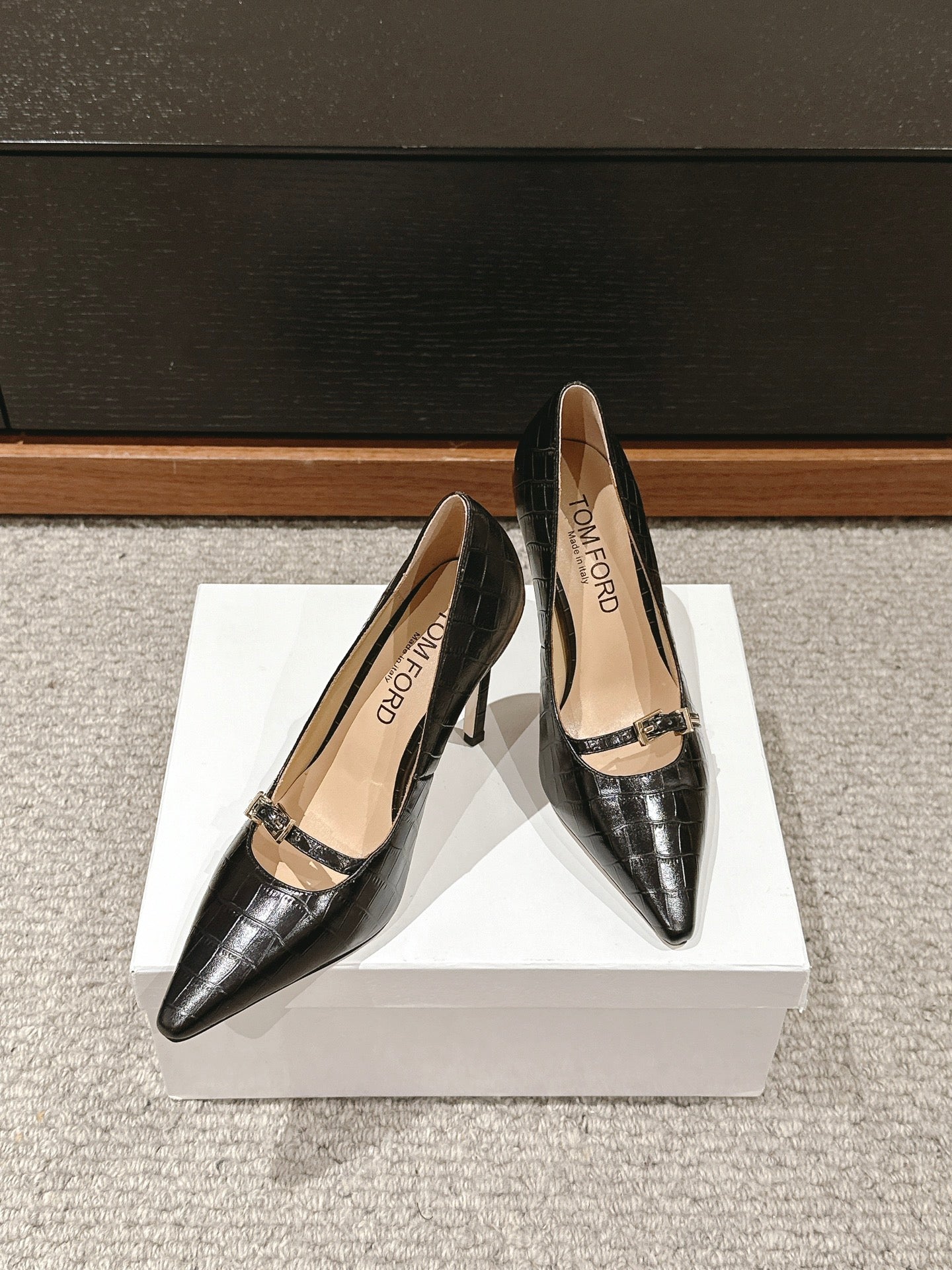 HIGH HEEL 10 CM IN BLACK CROCODILE LEATHER
