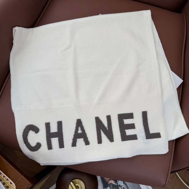 CHANEL 25S SCARF 170 CM IN CASHMERE 943081