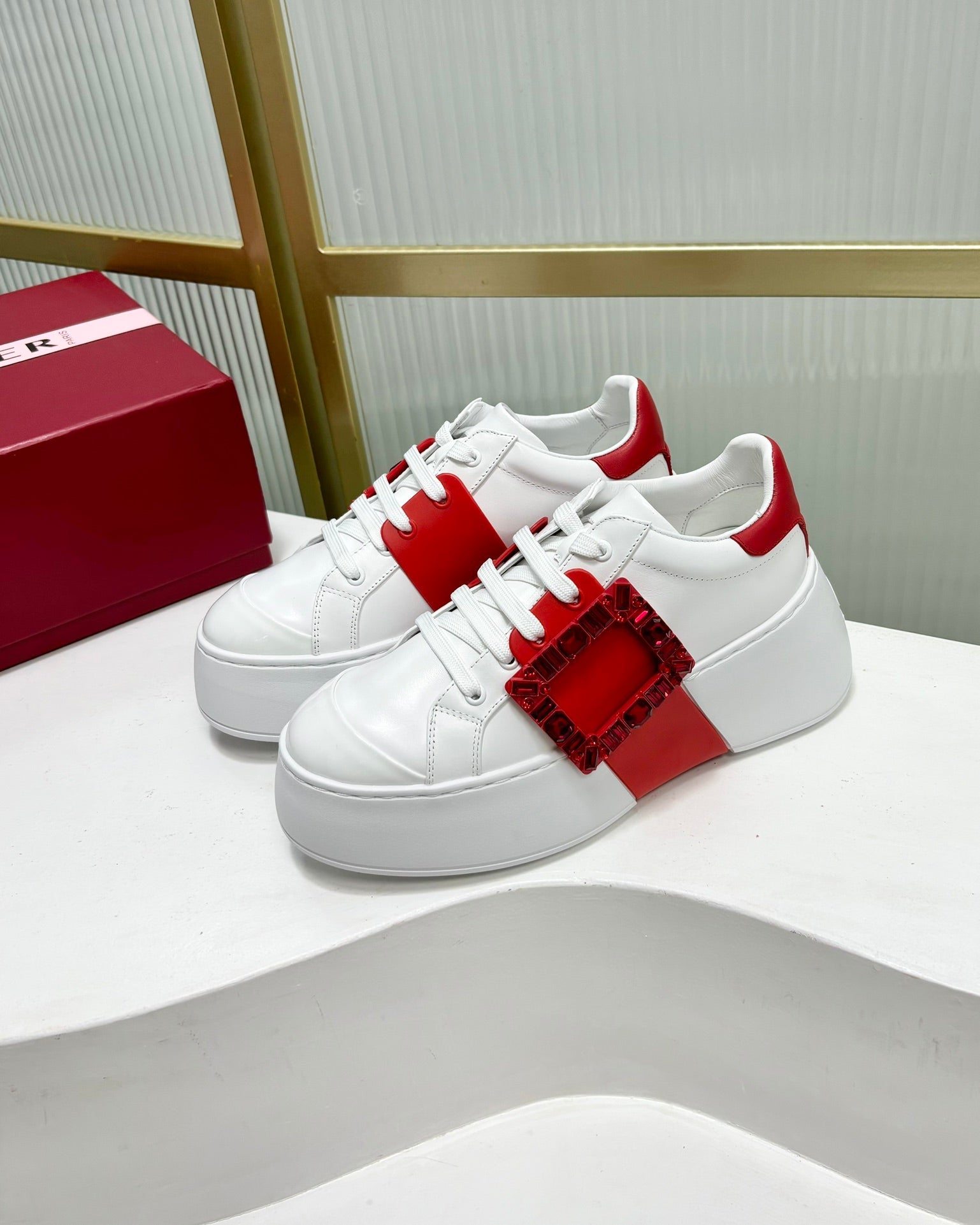 VIV' SKATE SNEAKERS IN WHITE CALFSKIN RED GLITTER STRAP AND CRYSTAL BUCKLE