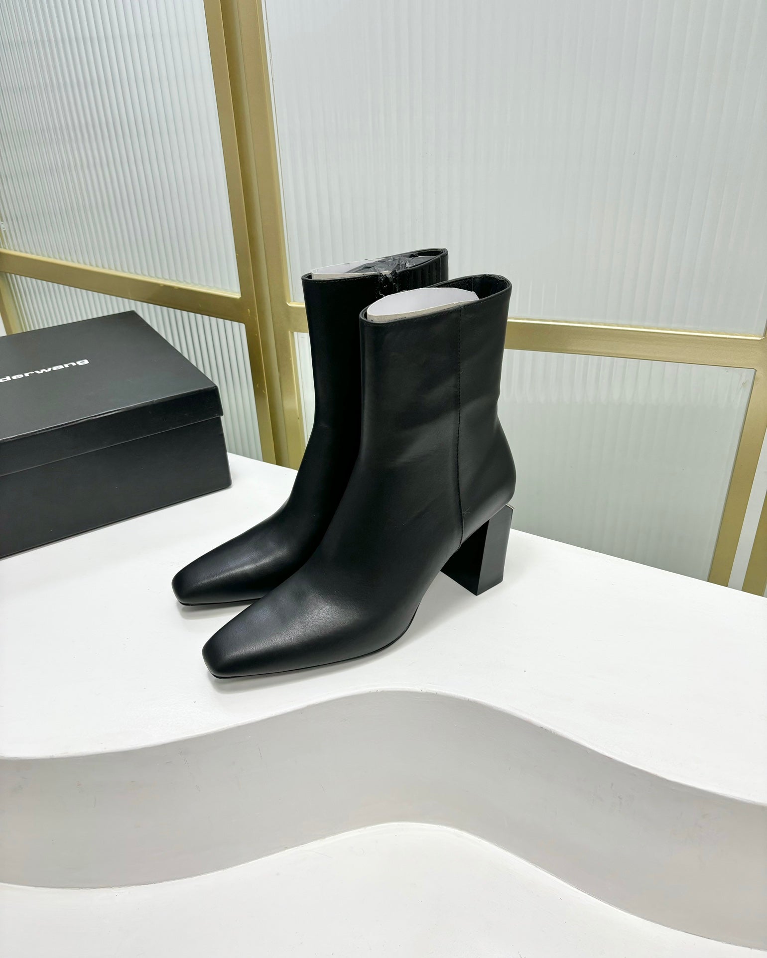 TONI 85MM ANKLE BOOT IN BLACK CALFSKIN