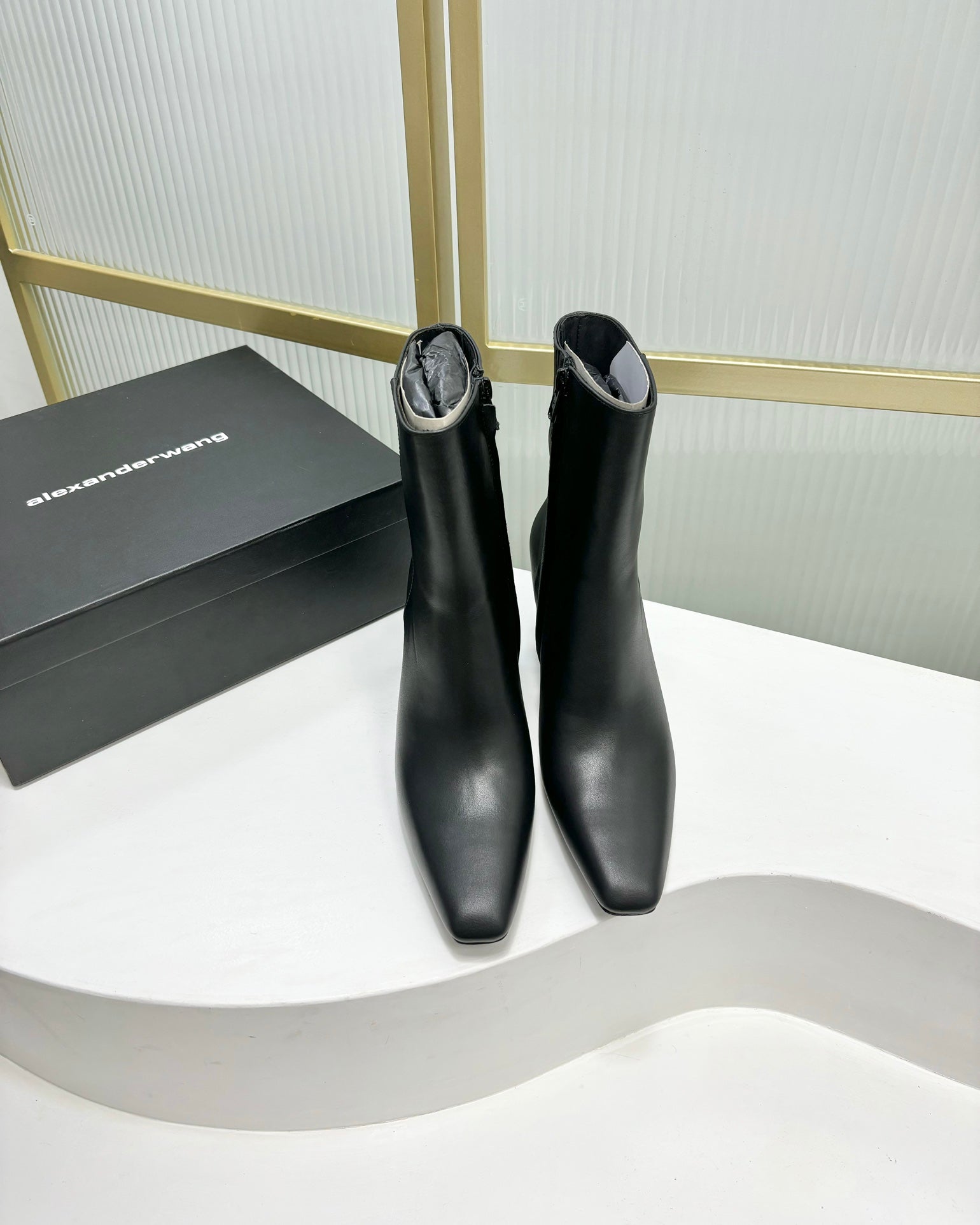 TONI 85MM ANKLE BOOT IN BLACK CALFSKIN