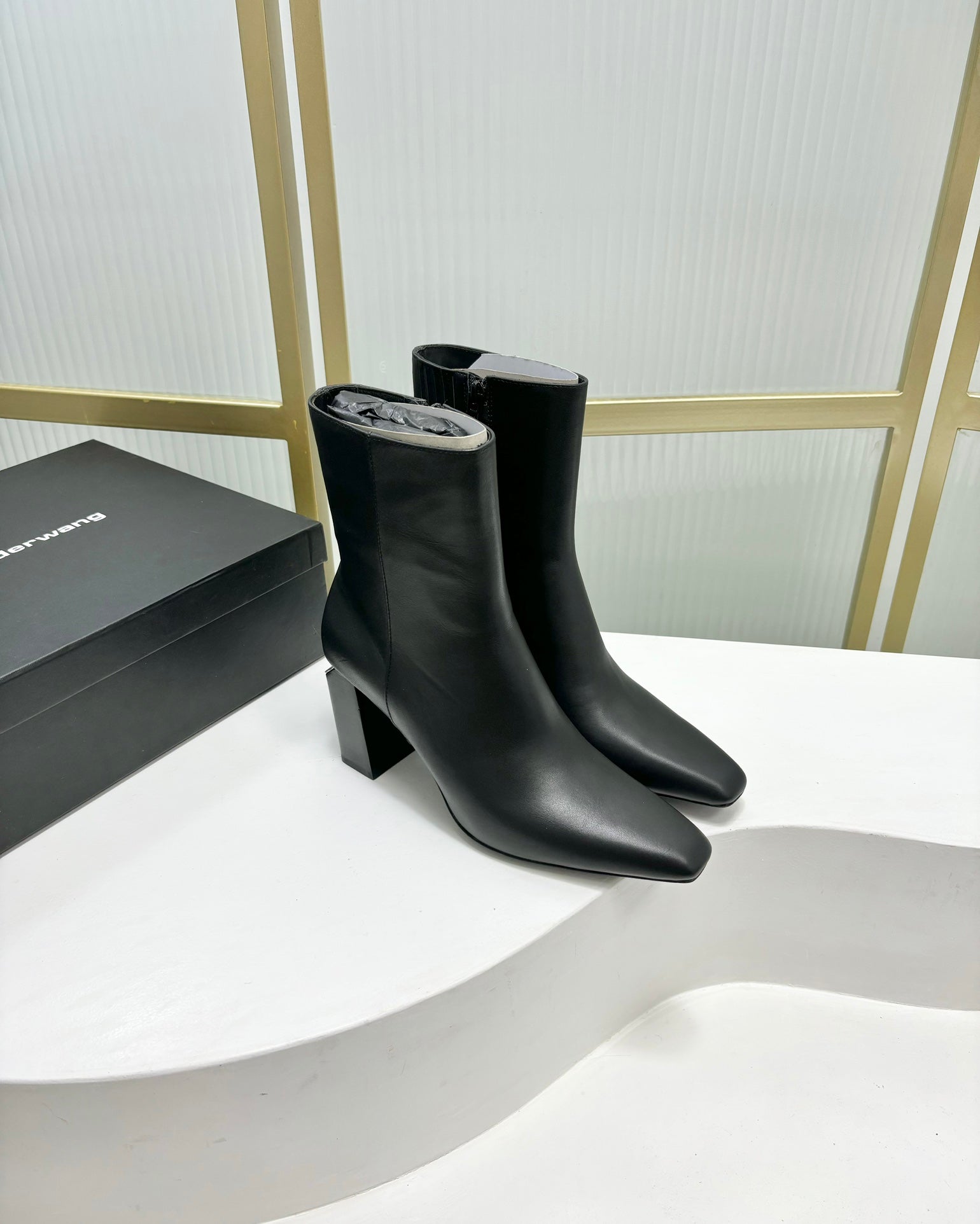 TONI 85MM ANKLE BOOT IN BLACK CALFSKIN