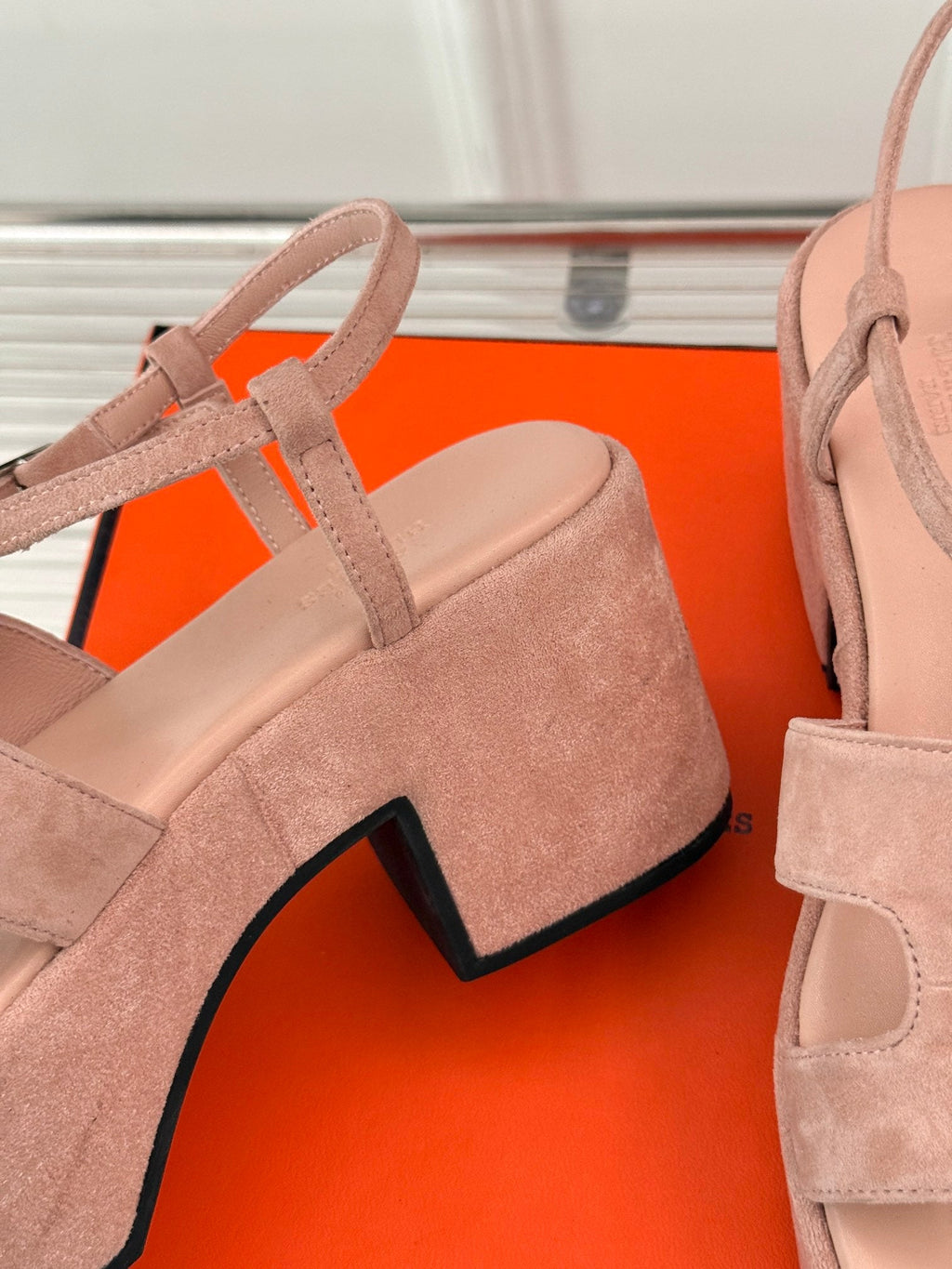 HM 25S JAM 30 HIGH-HEEL SANDAL IN PEACH PINK SUEDE