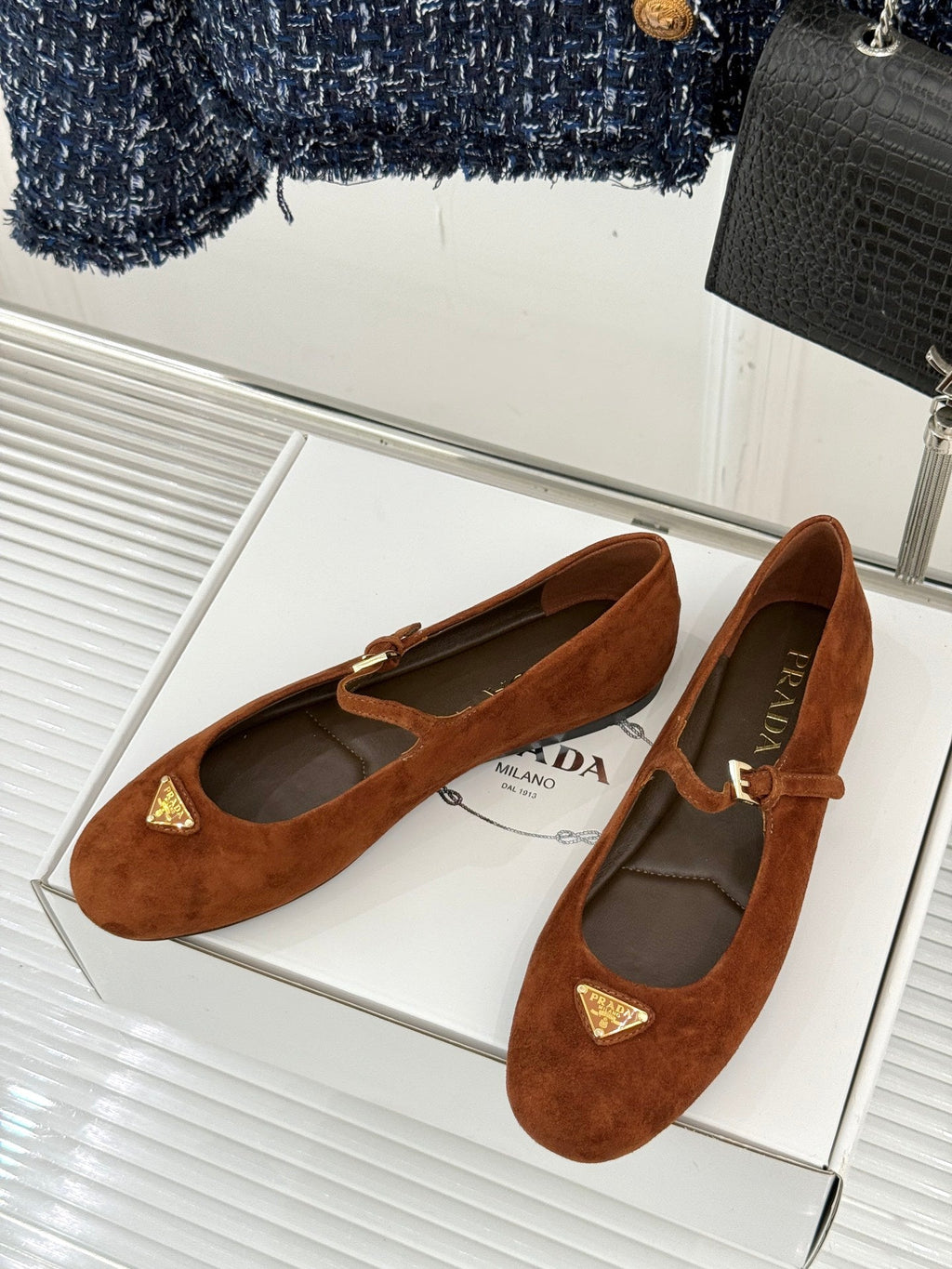 PRADA 25S SOFT PADDED BALLERINAS IN BURNT ORANGE SUEDE