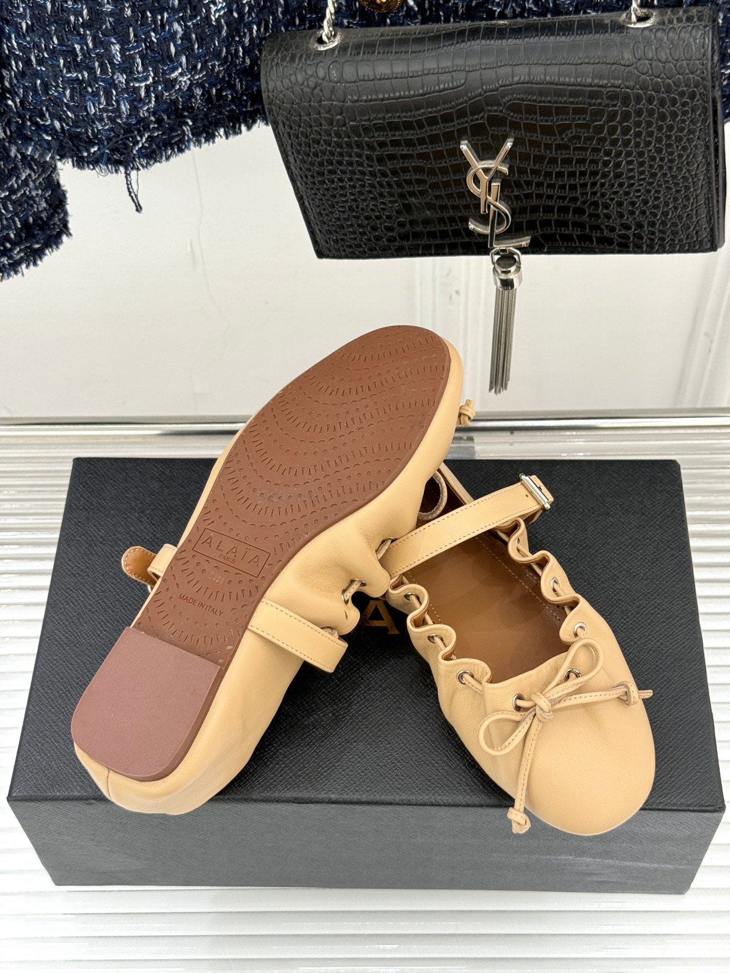 ALAIA 26S MARY JANE FLATS IN LIGHT YELLOW BEIGE LAMBSKIN WITH BOW