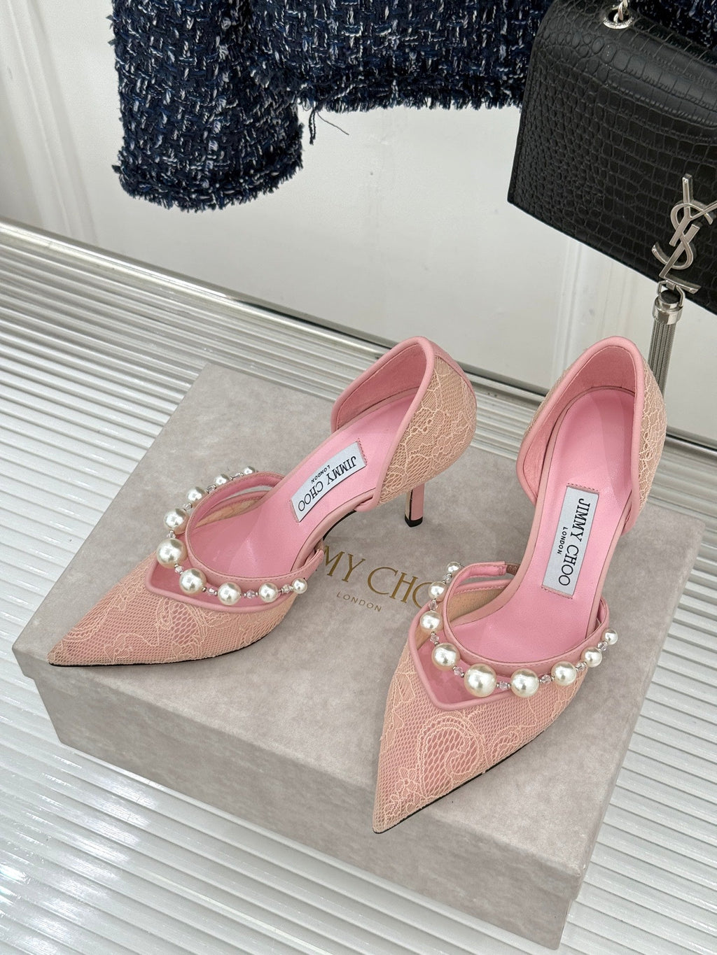 JIMMY CHOO 26S HIGH HEELS 85 MM IN LIGHT PINK LACE PEARL-EMBELLISHED